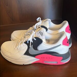 Nike Air Max White and Pink Sneakers